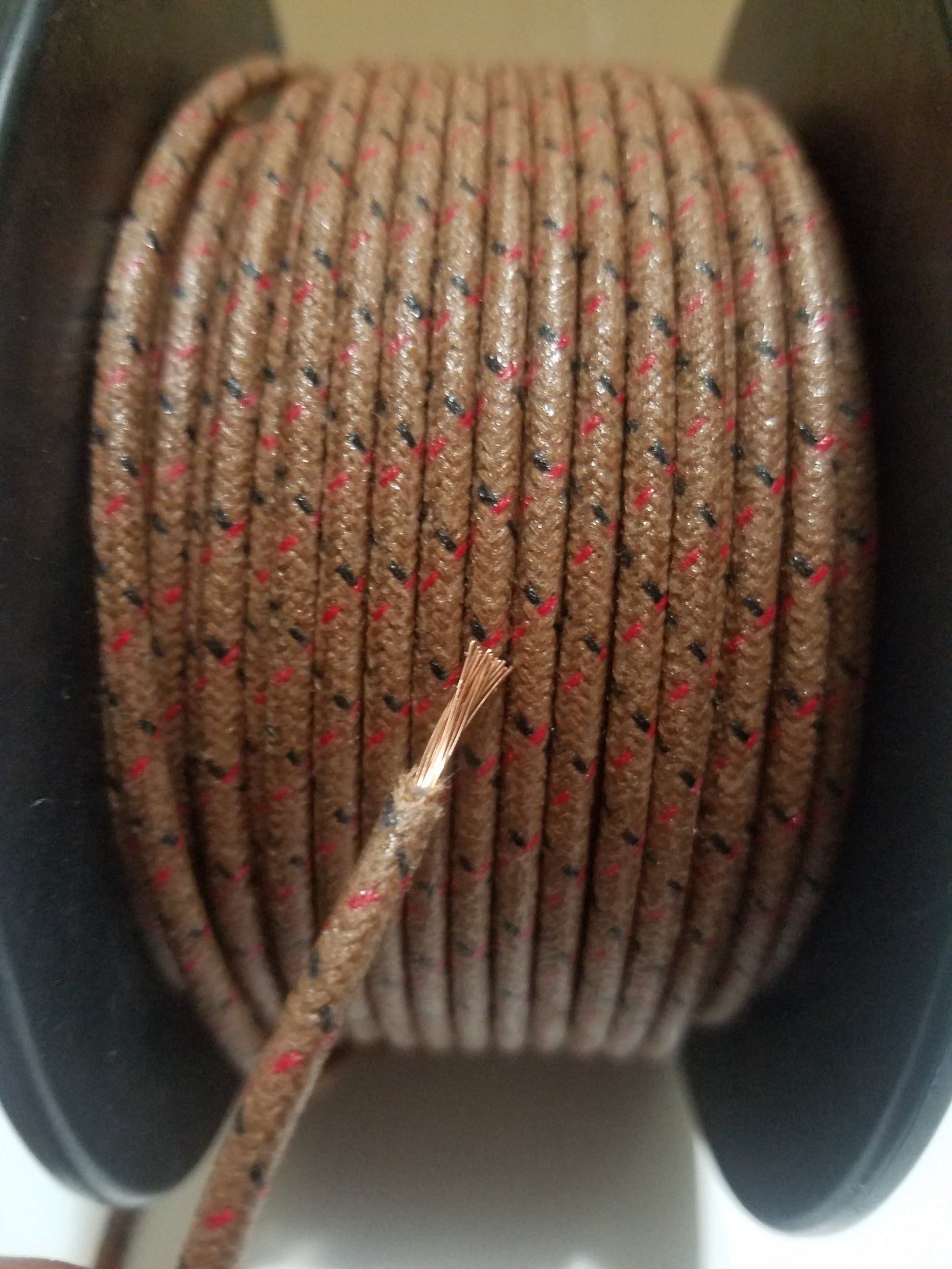 18 Gauge Cloth Braided Primary Wire [Sold By The Foot]