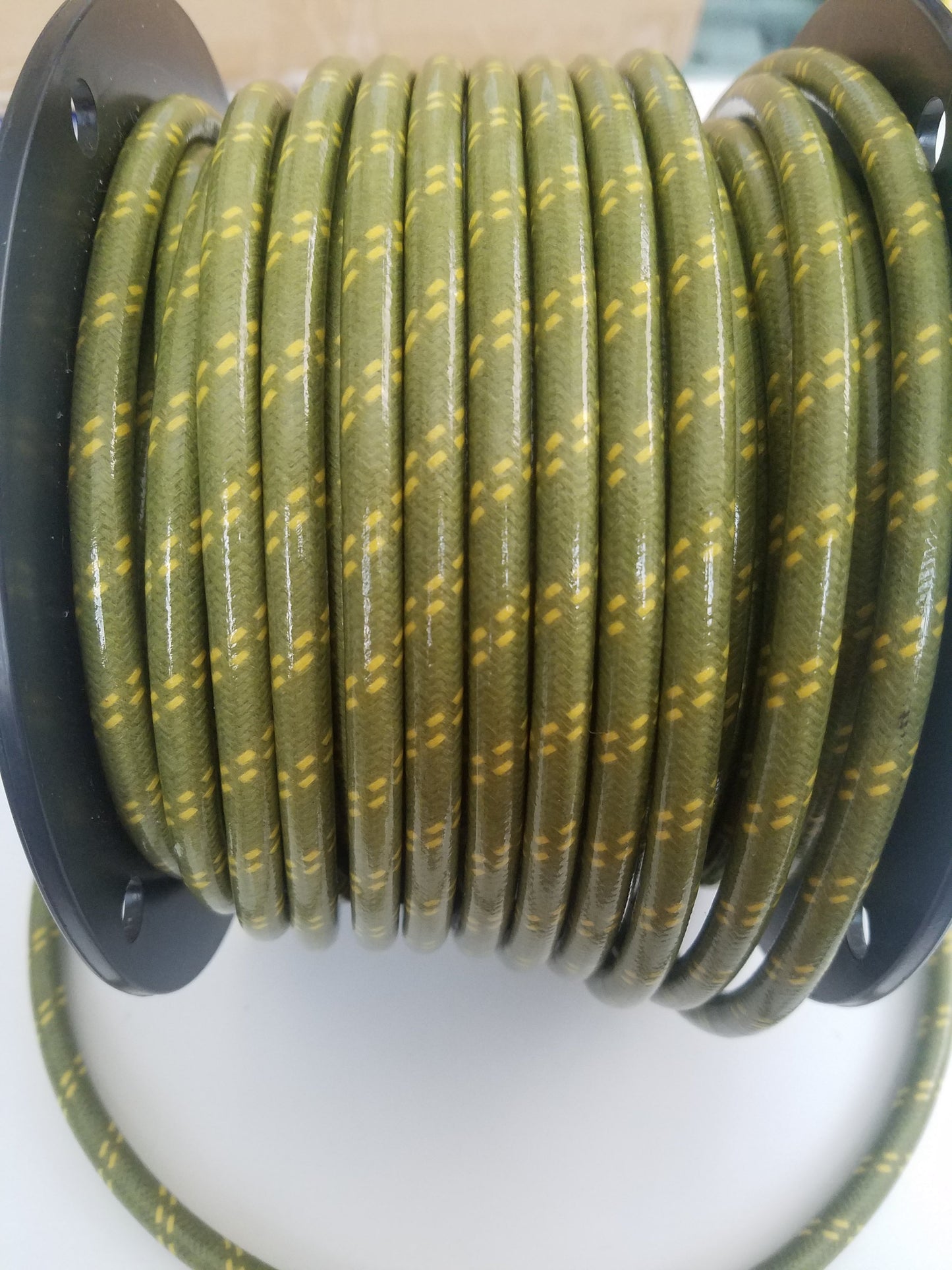 Cloth Braided Plug Wires Harley Sportster 2004 - 2006 / PAIR OF REPLACEMENT OEM LENGTH WIRES