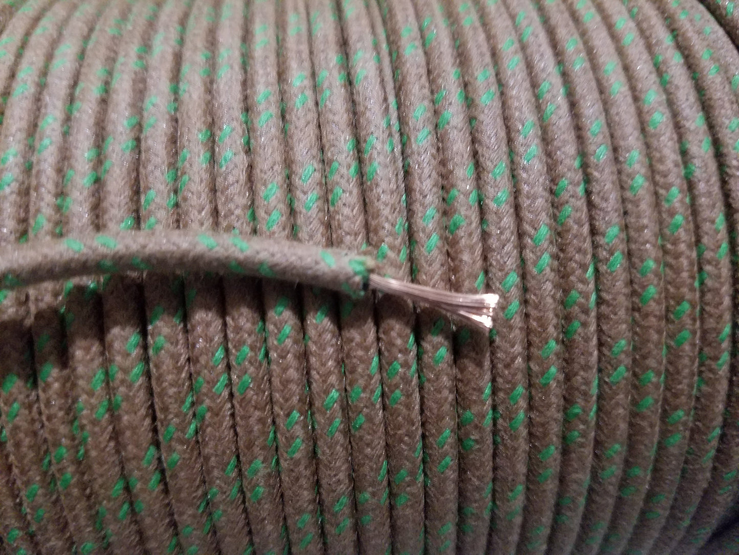 18 Gauge Cloth Braided Primary Wire [Sold By The Foot]