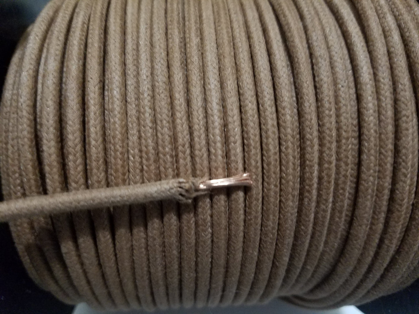 18 Gauge Cloth Braided Primary Wire [Sold By The Foot]