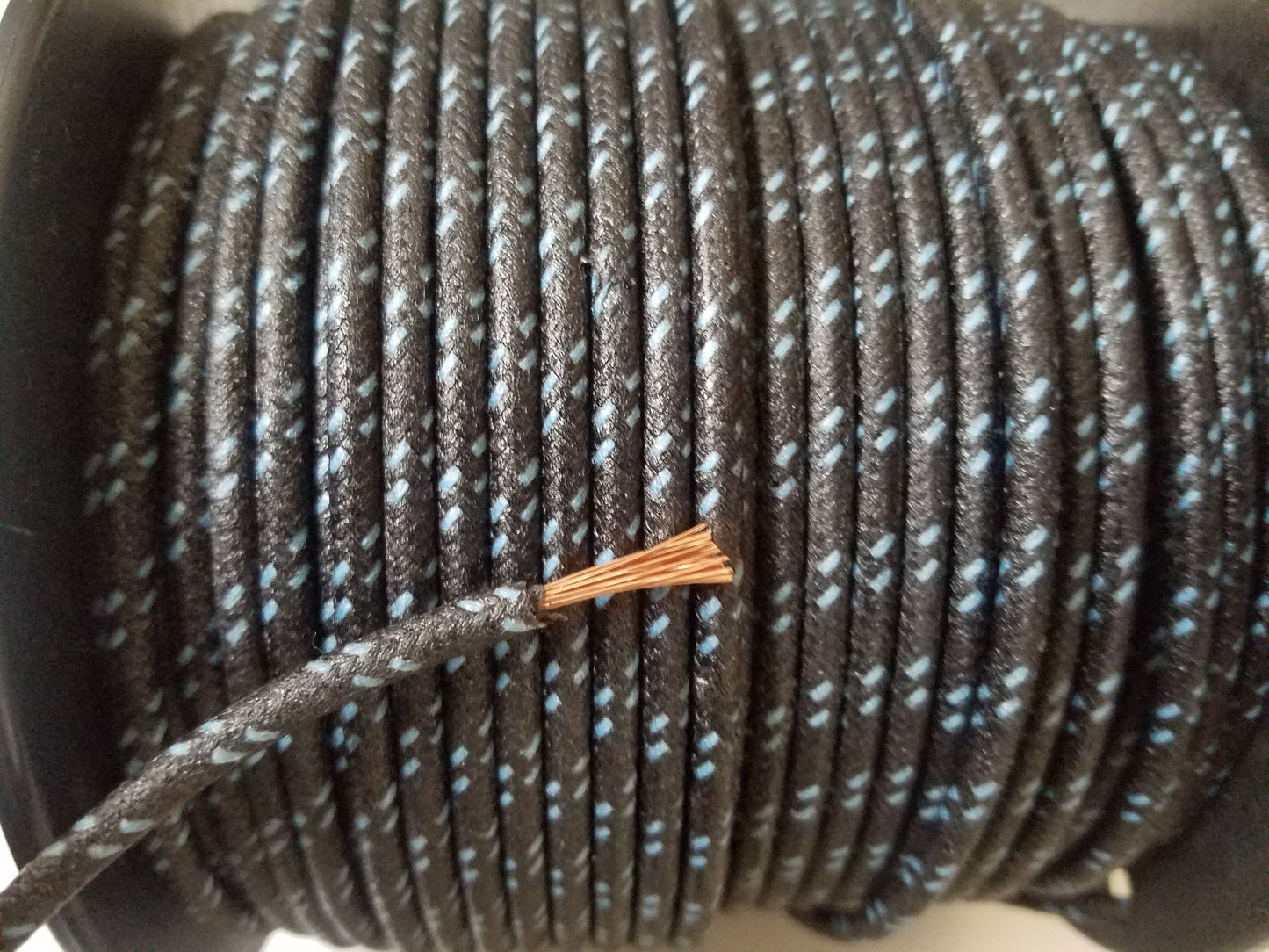 18 Gauge Cloth Braided Primary Wire [Sold By The Foot]