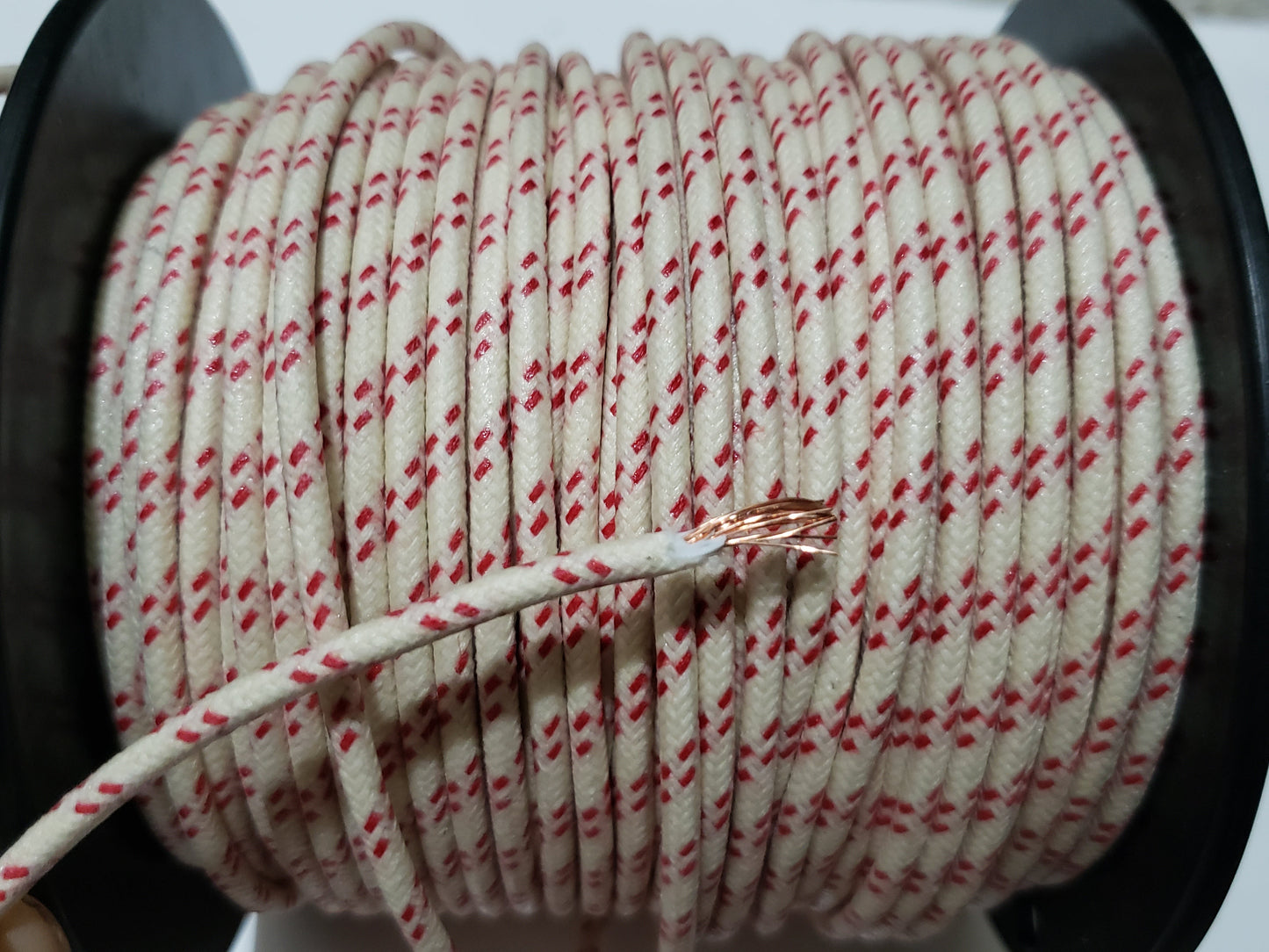 18 Gauge Cloth Braided Primary Wire [Sold By The Foot]